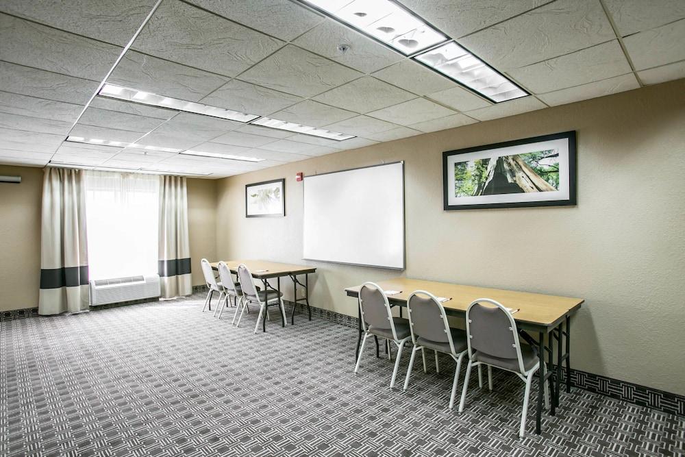 Comfort Suites Austin Nw Lakeline Bagian luar foto